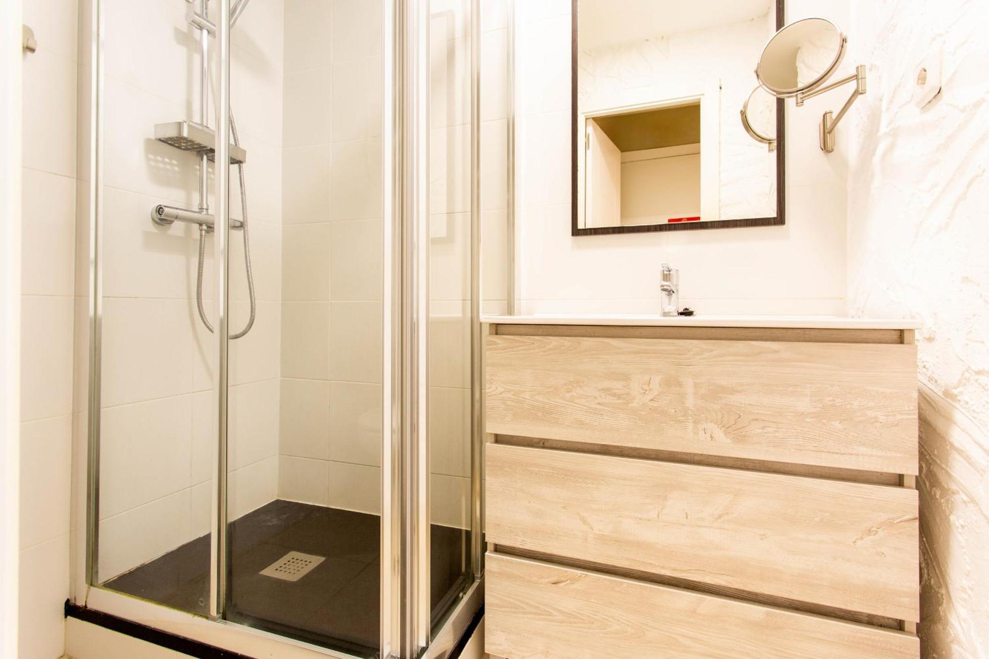 Apartamento Tirso Loft En Madrid Exterior foto